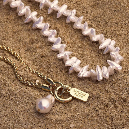 Rope Chain Charmed — Phone Wristlet - US 64272