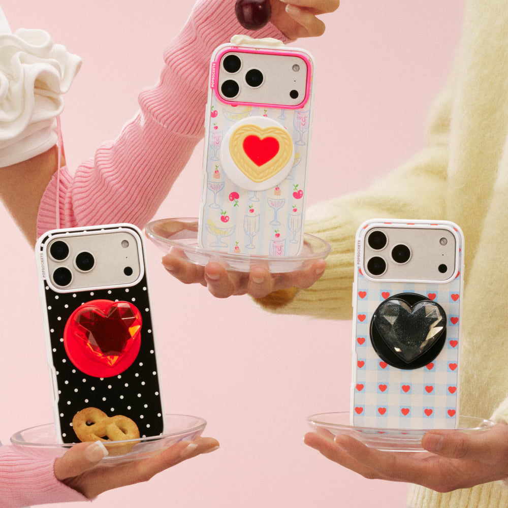Licorice Dot — iPhone 17 Pro Max MagSafe Case - US 08148